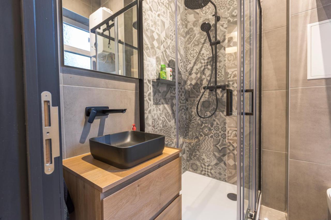 בריסל Golden Dove Luxury Aparts מראה חיצוני תמונה