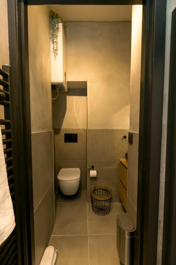 בריסל Golden Dove Luxury Aparts מראה חיצוני תמונה